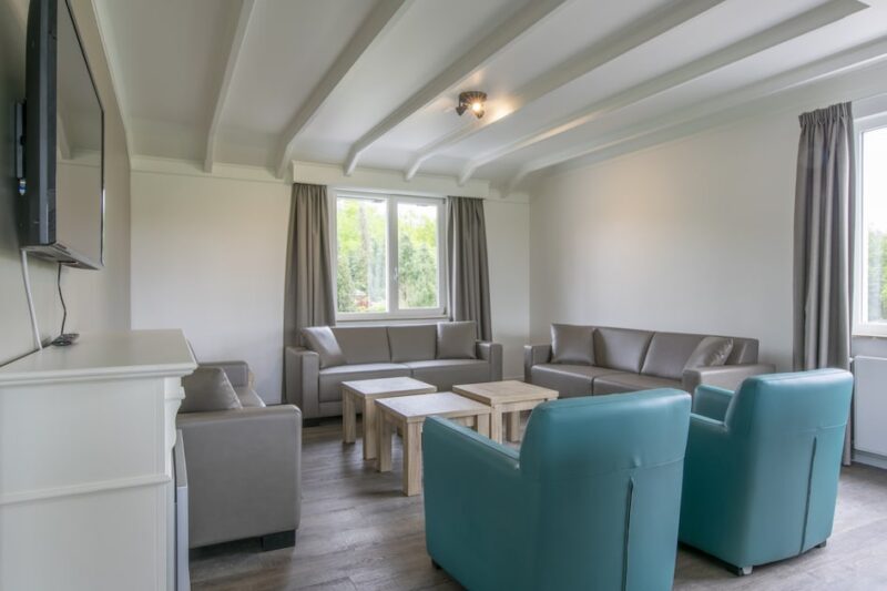 Landhuis 16