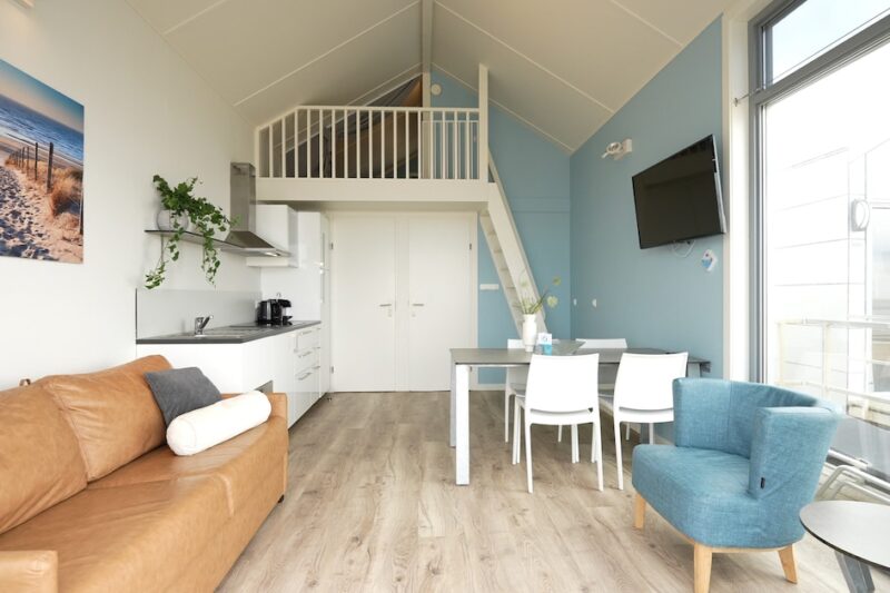Beach House Comfort 4