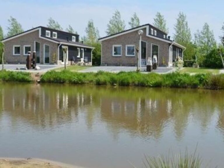 Ardoer 'T Akkertien, Vakantiehuizen