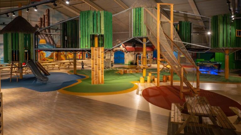 Landal-Rabbit-Hill-indoor speelparadijs