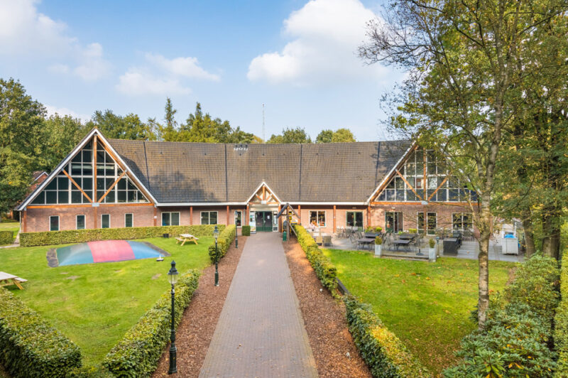 Summio landgoed het Grote Zand, gebouw met speeltuin