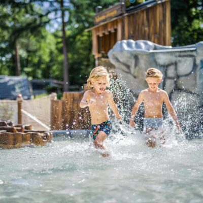 Vakantiepark-De-Rimboe-De-Woeste-Hoogte- waterpret