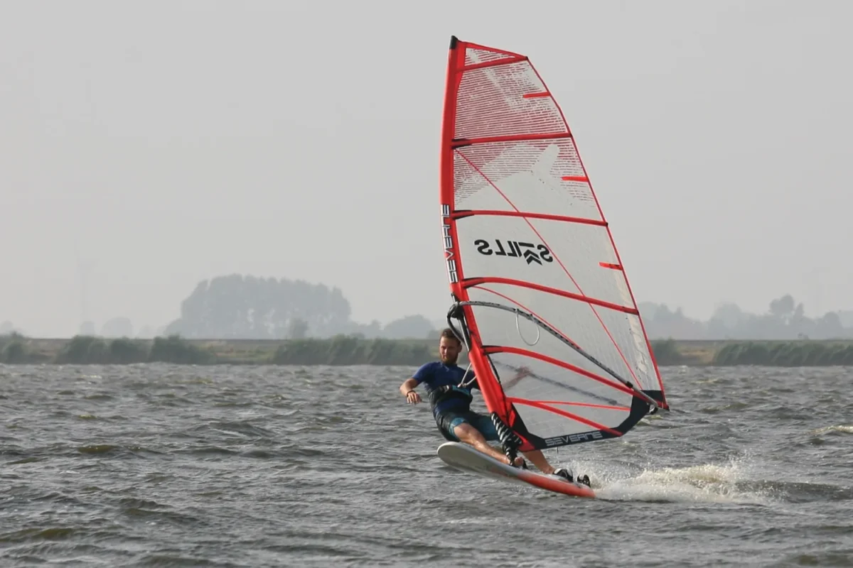 Windsurfschool SKILLS actiefoto