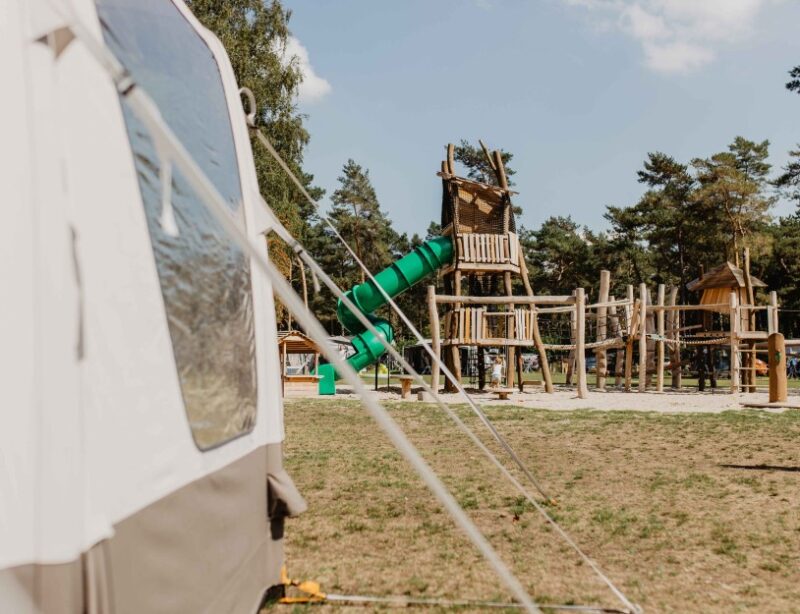 Camping De Kleine Wolf buitenspelen