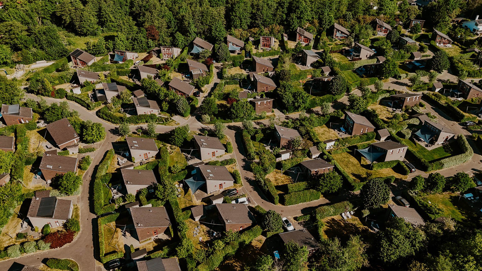 Luchtfoto van vakantiepark Buiten Bergen in Schoorl