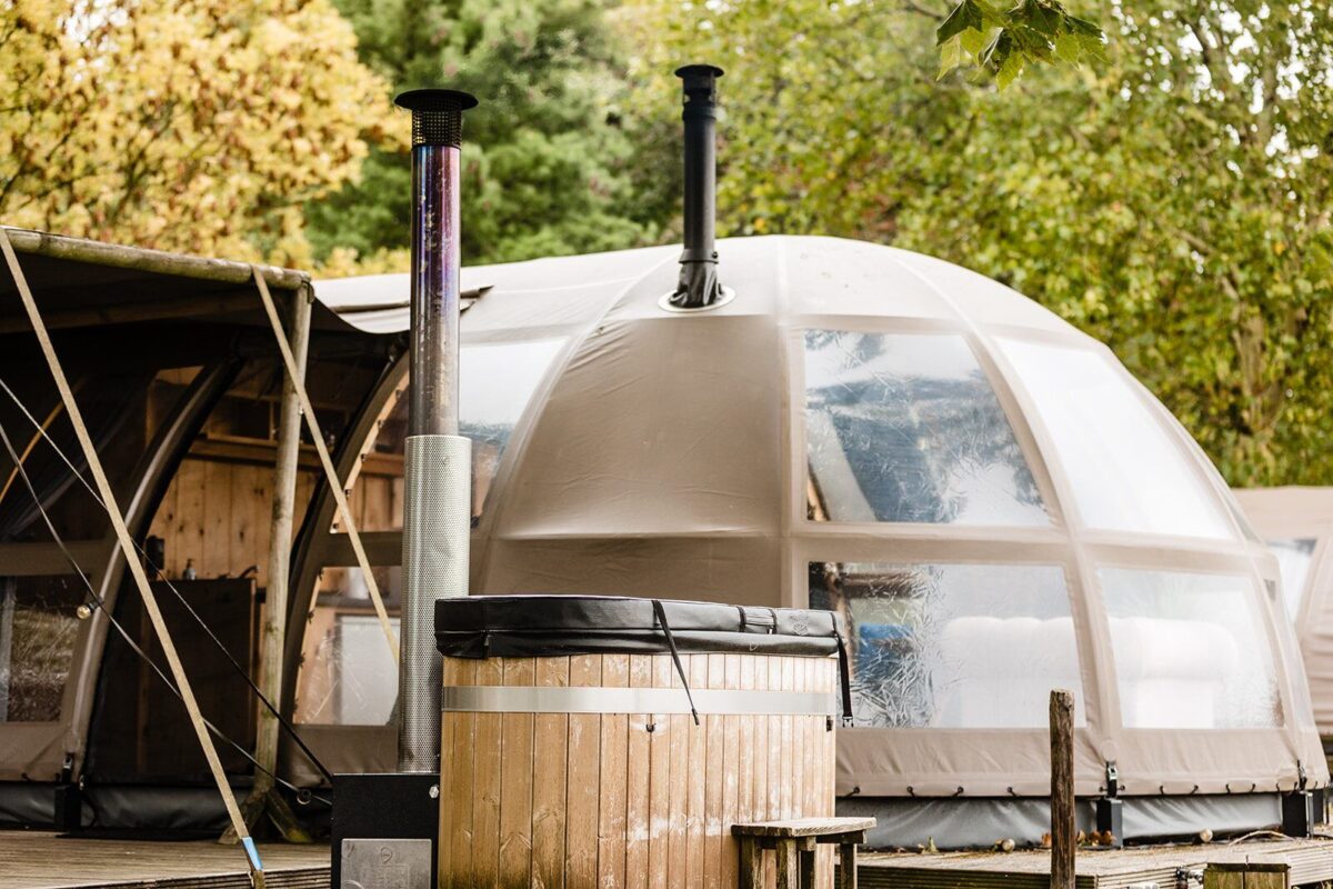 Panorama Dome met privé hottub bij Parc Boulée