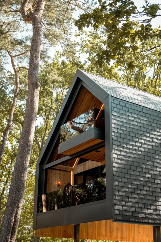 Treehouse Suite aan de bosrand bij Van der Valk Gilze-Tilburg