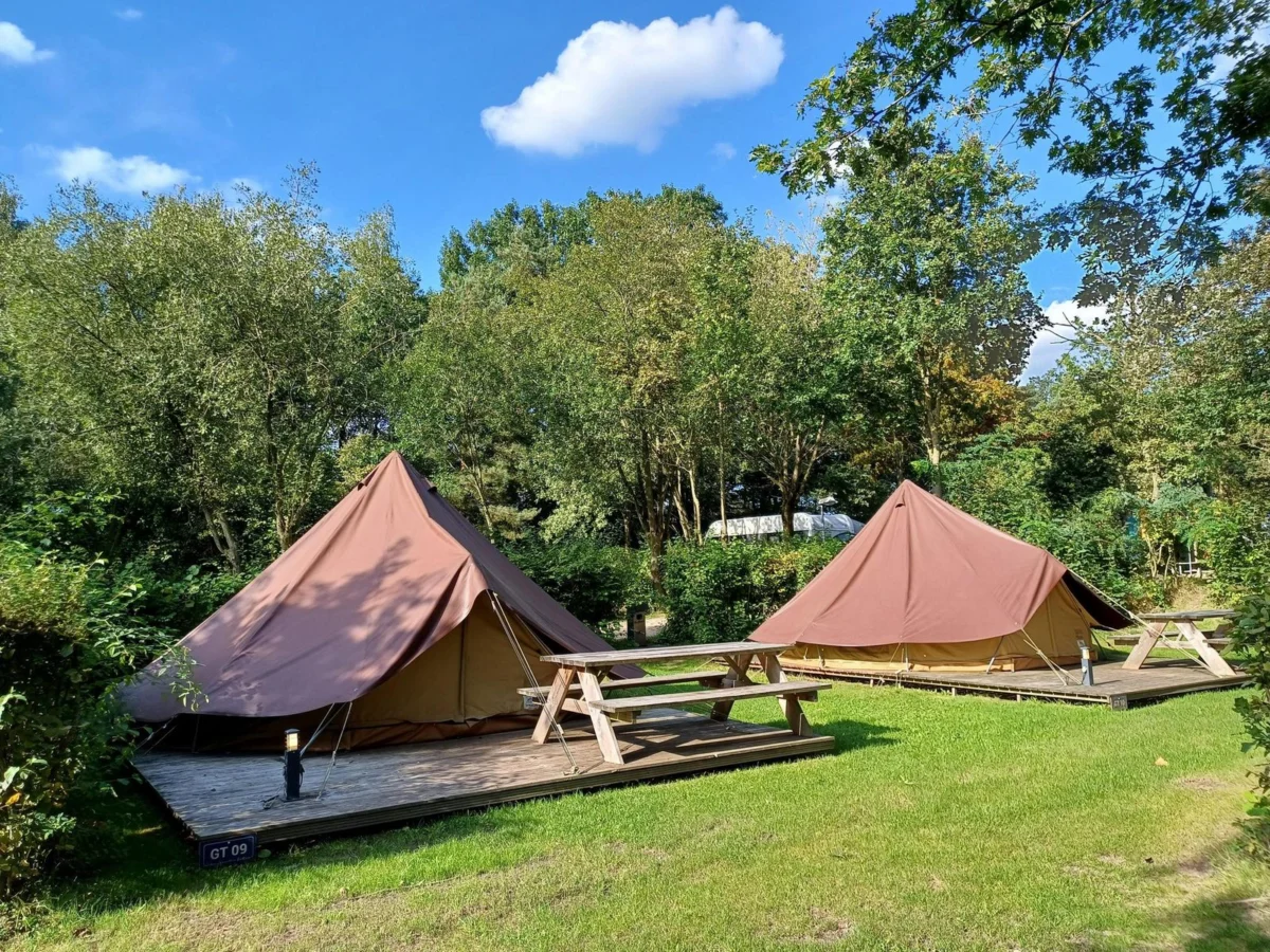 Glamptent voor vier personen op BreeBronne