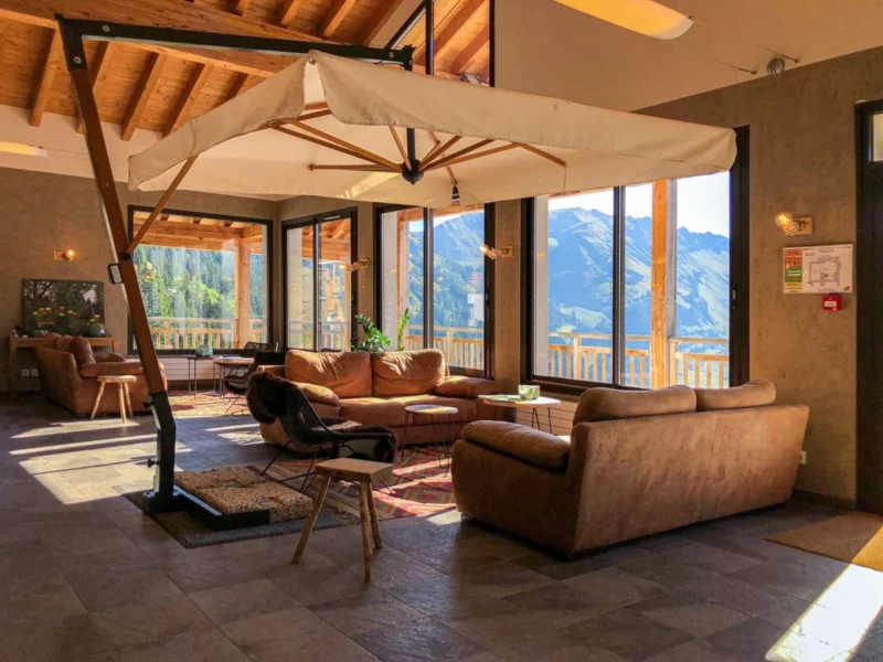 Lounge bij Dormio Resort Les Portes Du Grand Massif