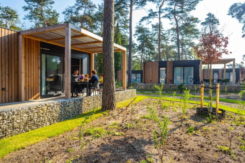 Vakantiewoningen met eigen terras bij EuroParcs Hoge Kempen