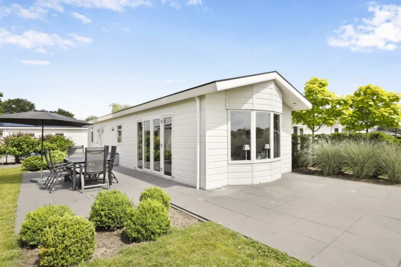 Zuiderzee-chalet met terras en tuin op Familiehuis Nunspeet