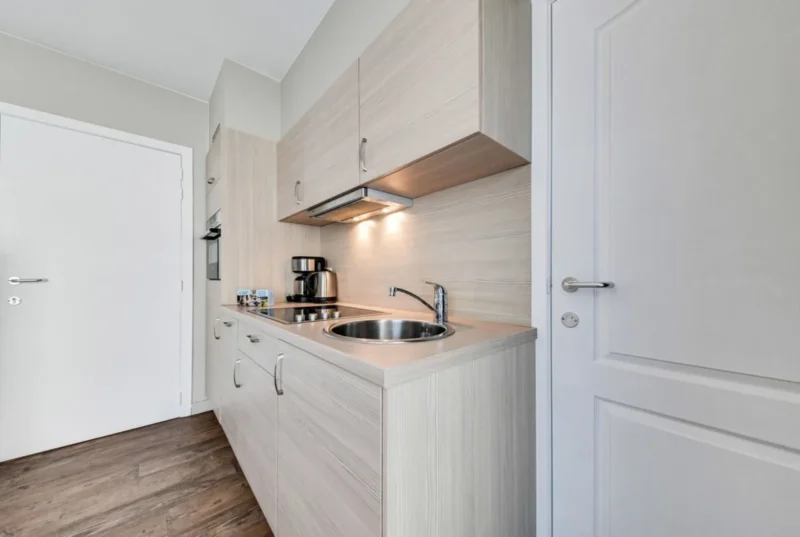 Keuken van een verblijf bij Holiday Suites De Haan
