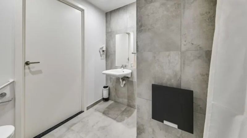 Badkamer in een appartement bij Holiday Suites Jabbeke Klein Strand