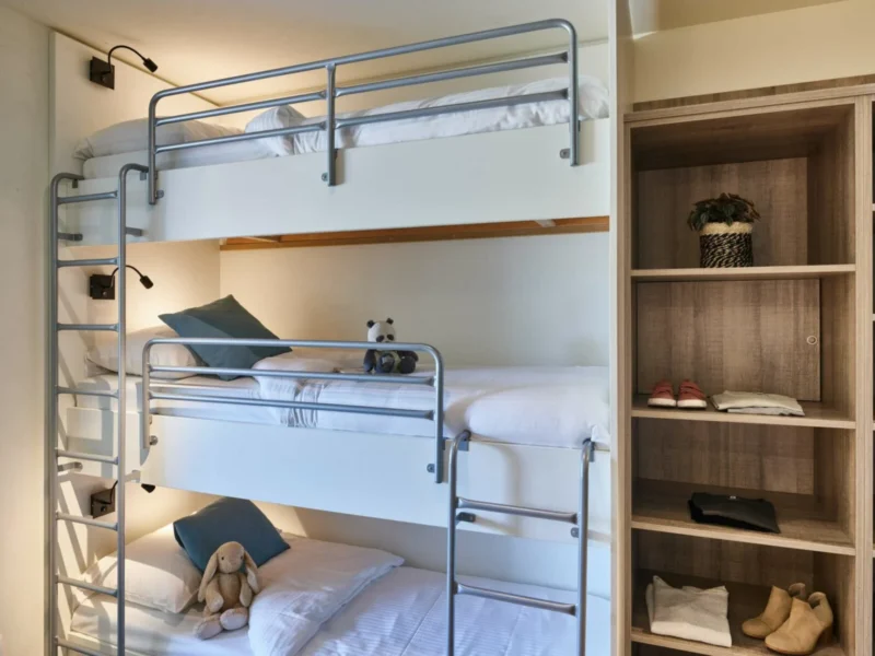 Stapelbed voor kinderen bij Holiday Suites Nieuwpoort
