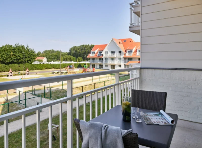 Balkon van een appartement bij Holiday Suites Nieuwpoort