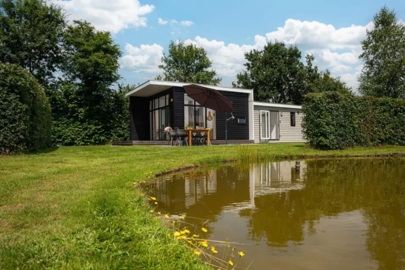 Hondvriendelijke Forest Lodge op Hölte