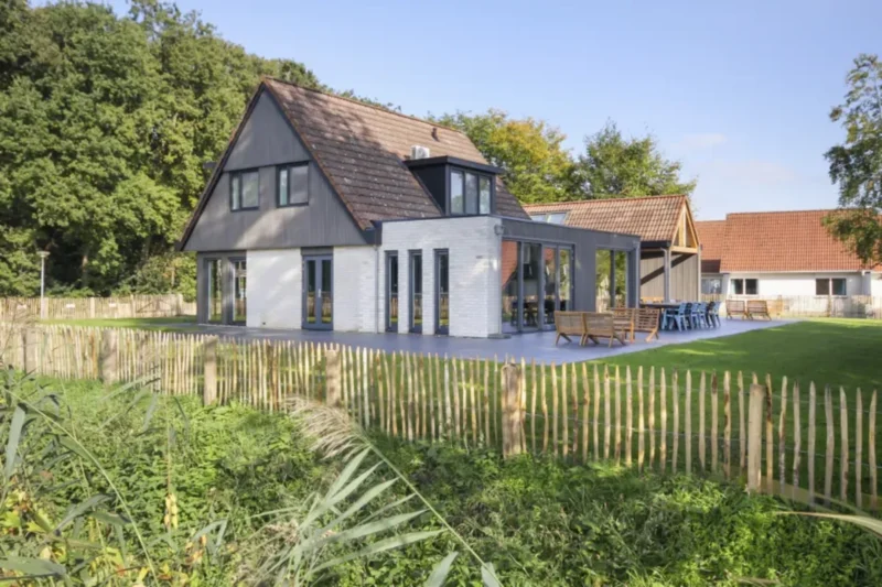 Villa Vechtrijk voor grote groepen op ’t Hooge Holt