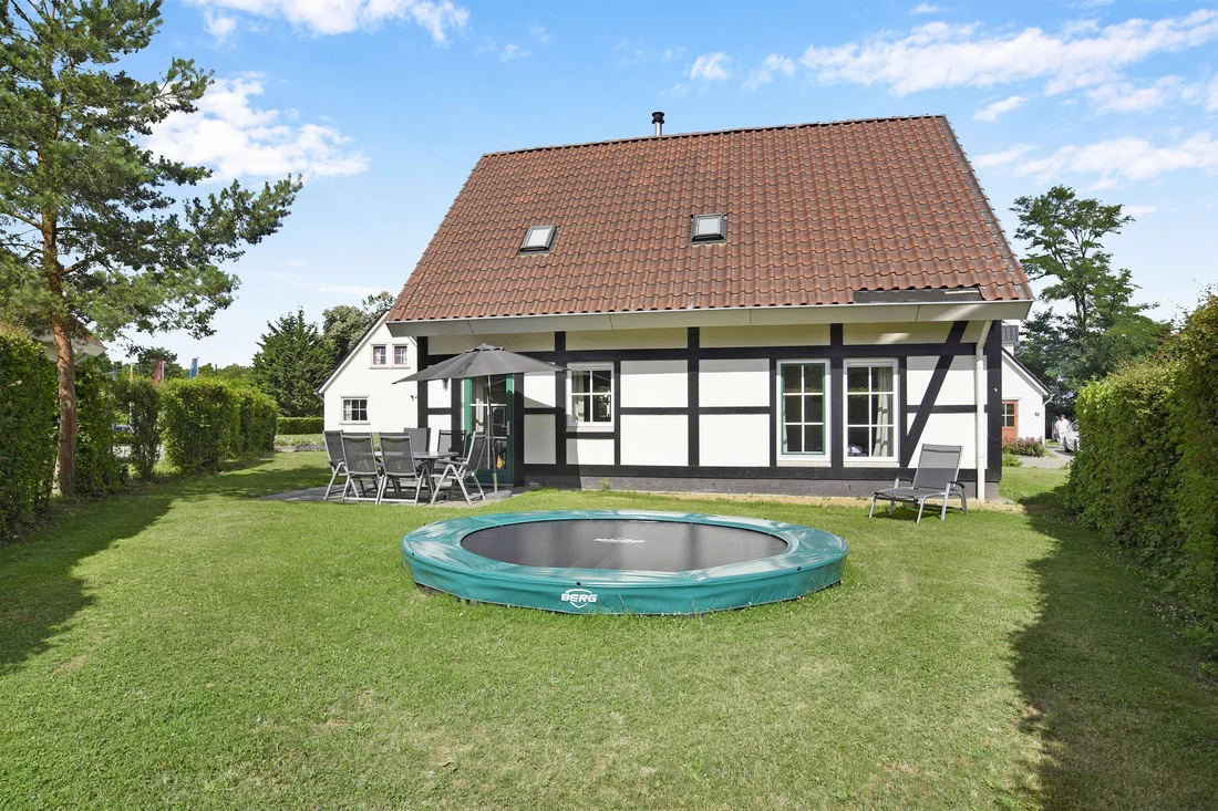 Gamevilla met tuin en trampoline op Kasteeldomein De Cauberg