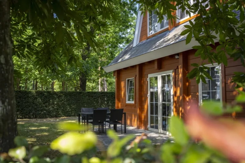 Bungalow met eigen terras bij Landal Mooi Zutendaal