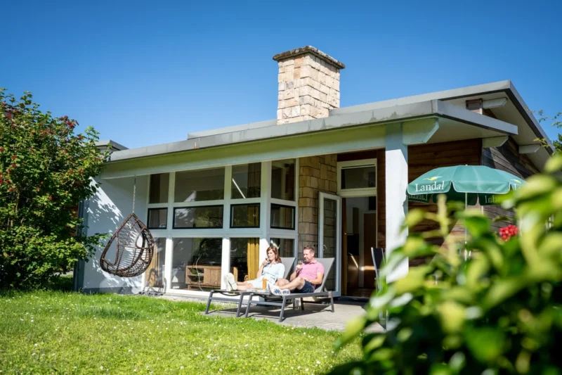 Bungalow met tuin en terras bij Landal Village l'Eau d'Heure