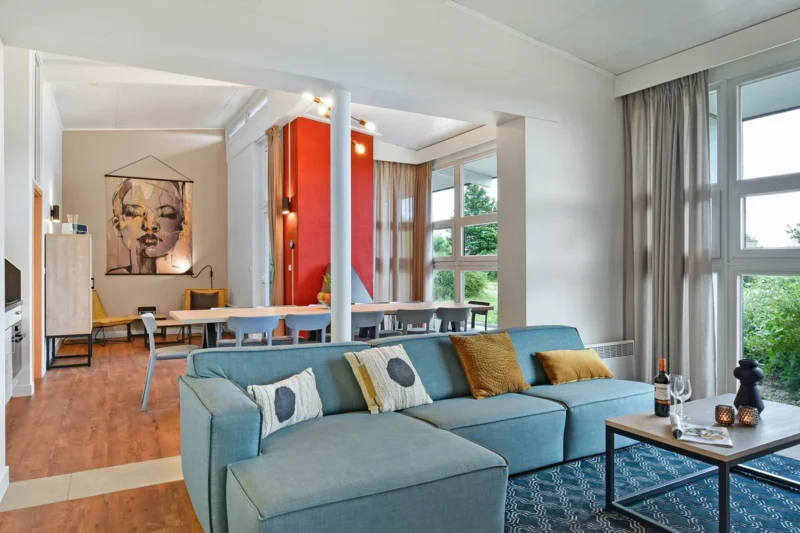 Woonkamer van een bungalow bij Landal Village l'Eau d'Heure