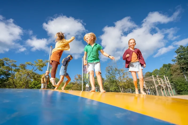 Airtrampoline op het park bij Landal Wirfttal