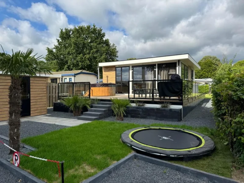 Cube De Luxe bij Rhederlaagse Meren